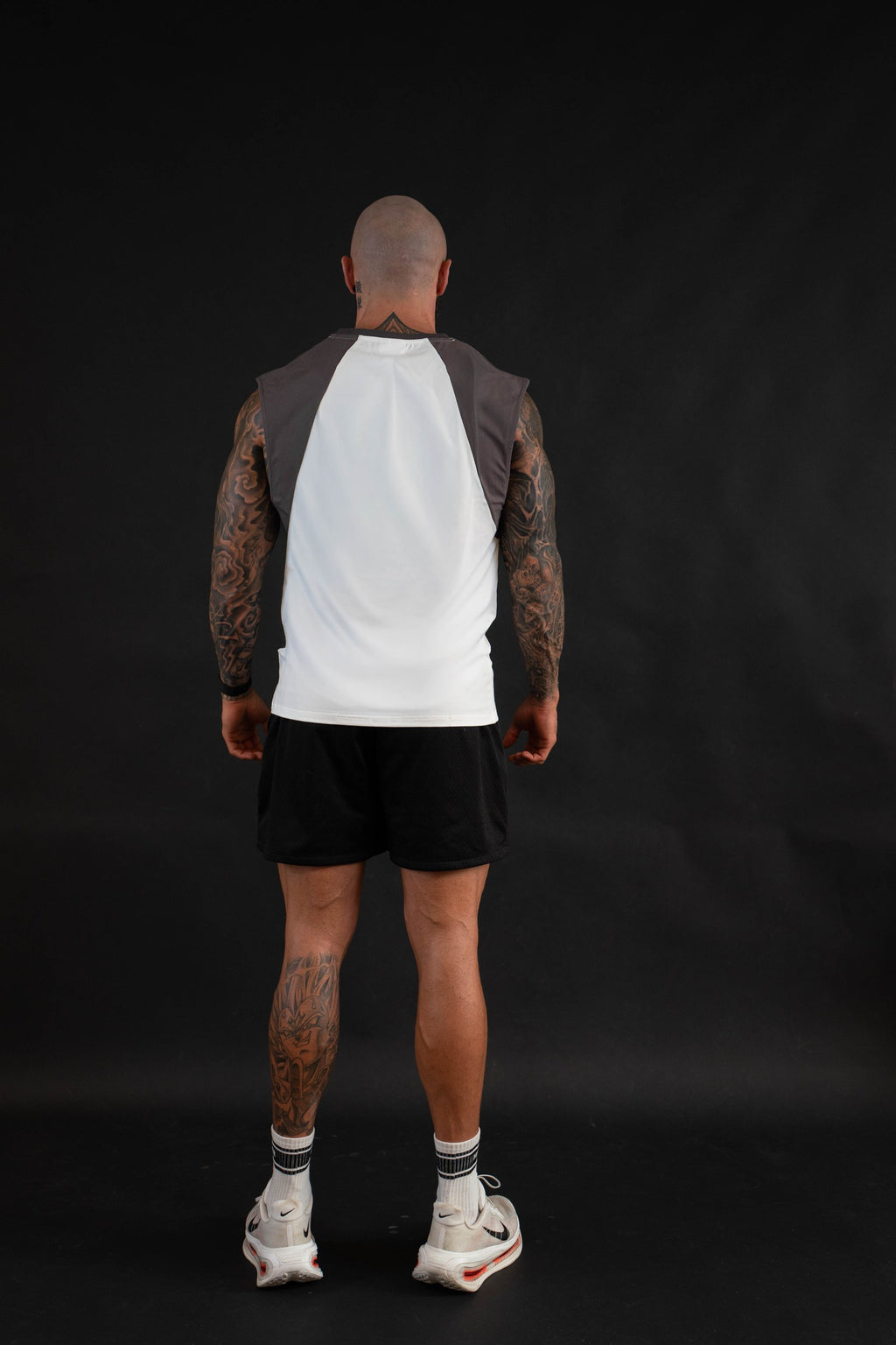 Pursuit Tank back view on a male model