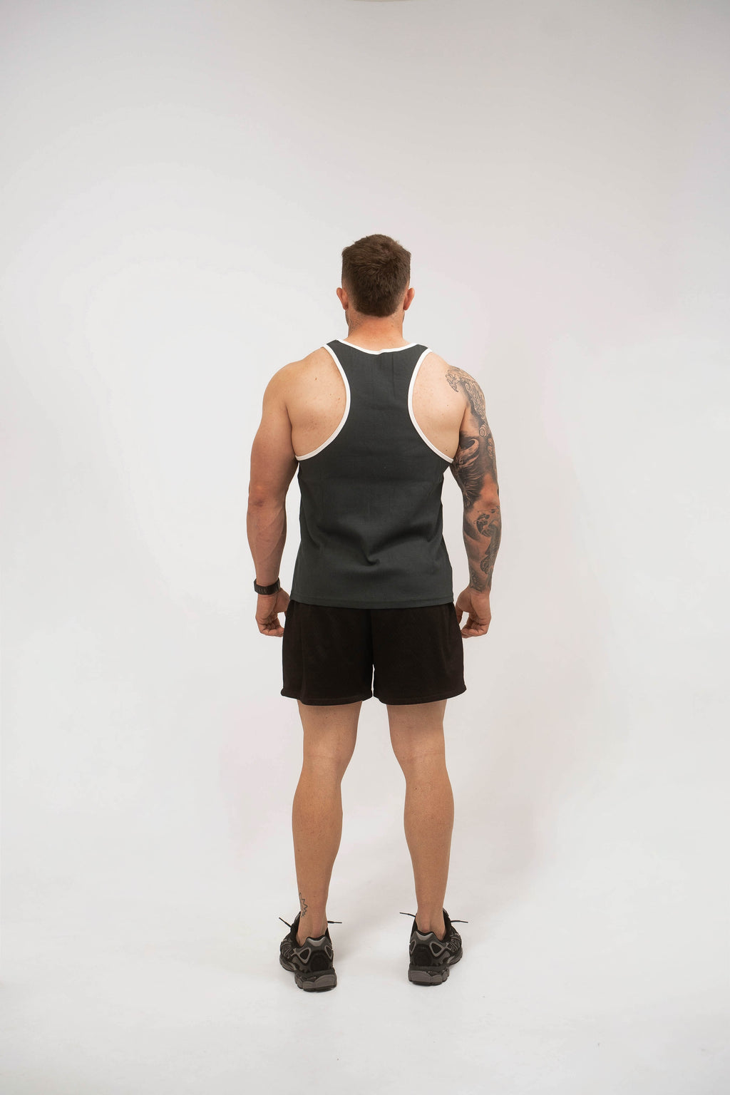 Essential Piped Stringer